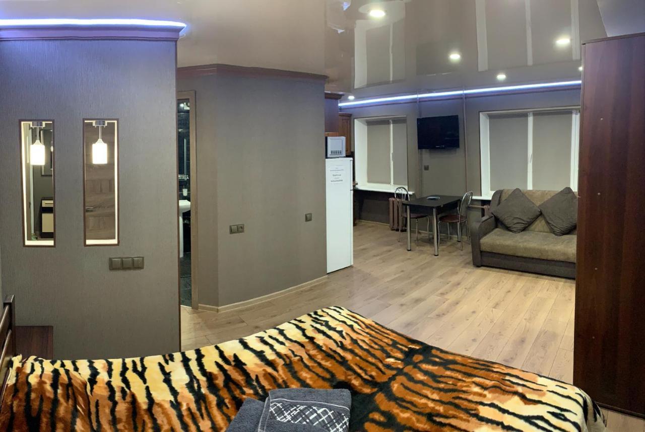 Loft-Студио В Самом Центре Николаева Apartment Ngoại thất bức ảnh