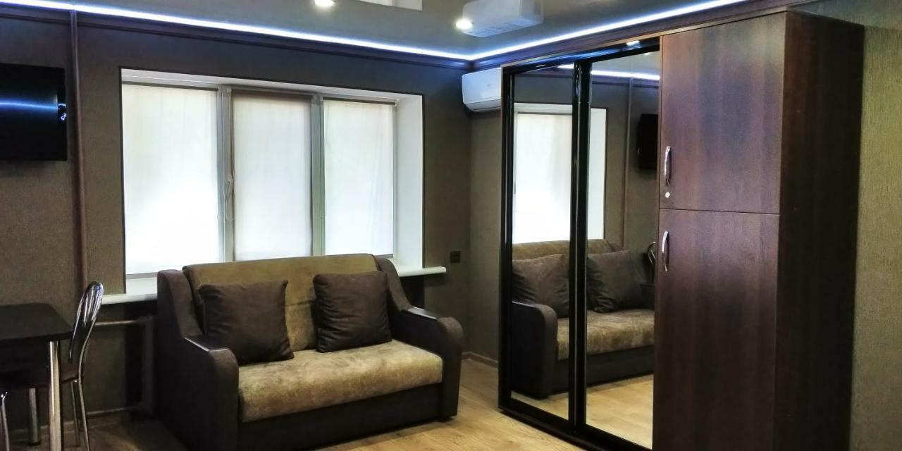 Loft-Студио В Самом Центре Николаева Apartment Ngoại thất bức ảnh